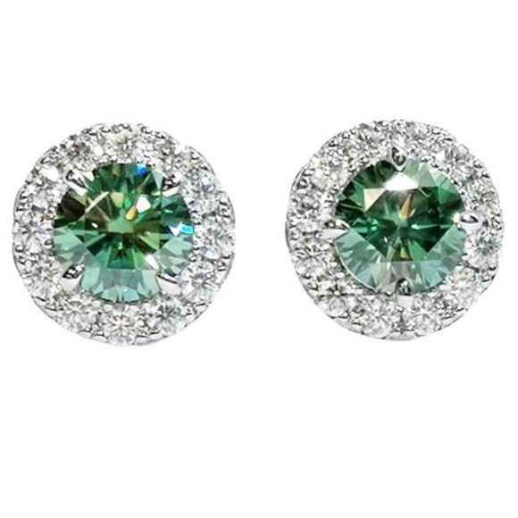 Emerald green Moissanite - Picture 3 of 4